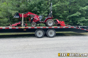 2005 John Deere tractor haul.