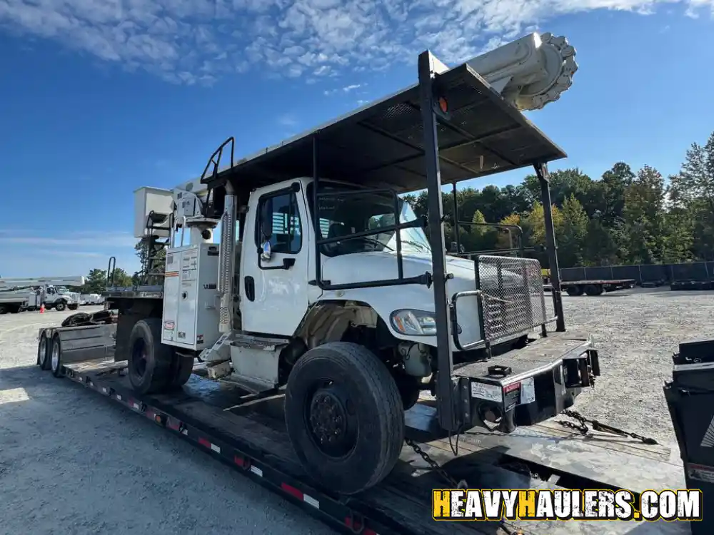 Transporting a 2016 Freightliner M2 106 Bucket Boom Truck
