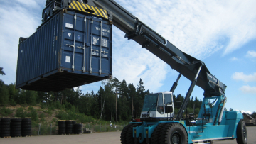 Reach Stacker Transportation