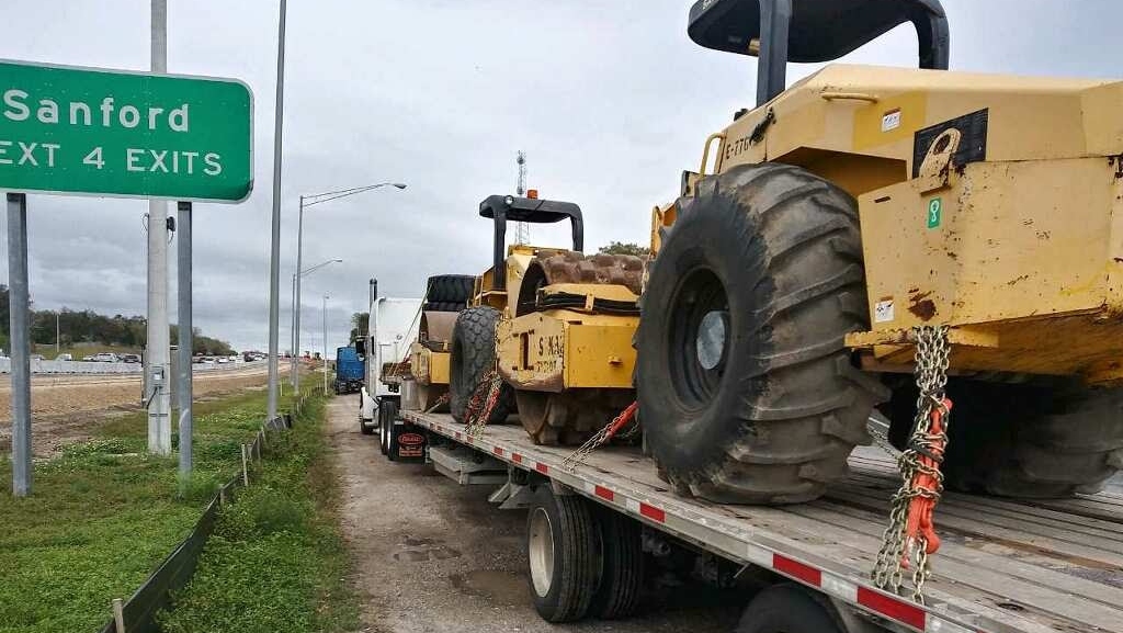 Rhode Island Equipment Transport Services Heavy Haulers!