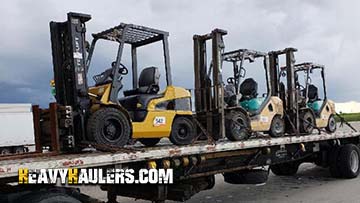  Transporting a Caterpillar forlift from Kansas.