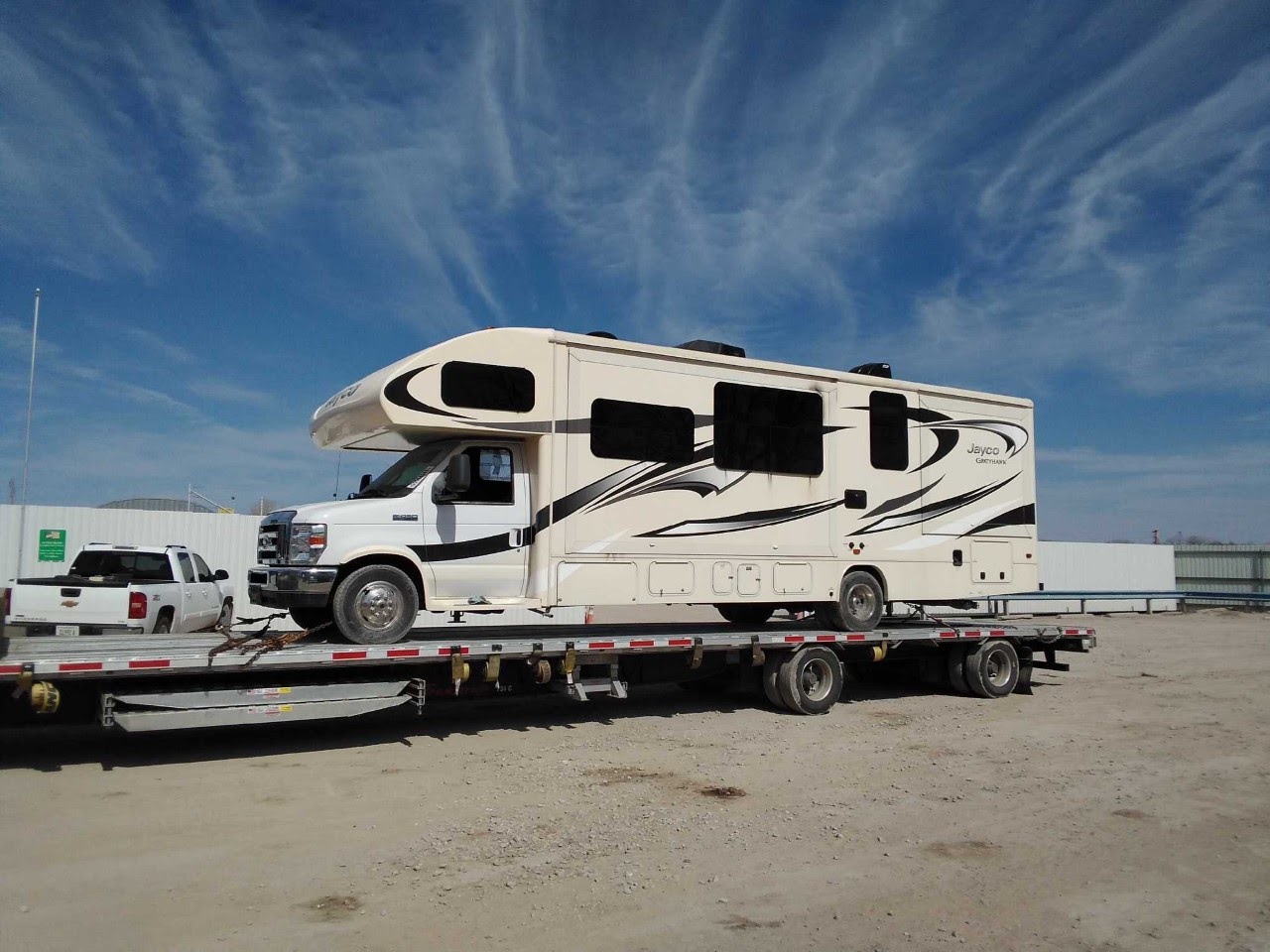 Kansas Equipment Transport Services Heavy Haulers!