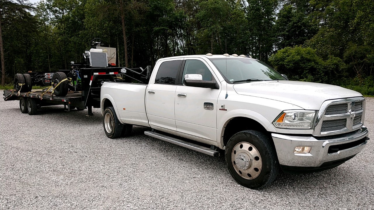 Use Heavy Haulers Hot Shot Trailers to Ship Your Cargo