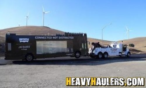 Heavy Haulers can handle shipping your Construction Lift